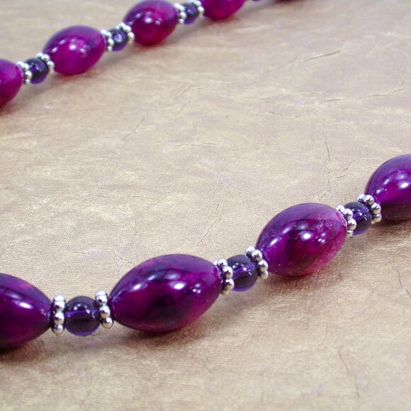 Purple bead necklace with tube shape purple beads and round purple glass beads - Picture 3 of 8
